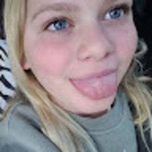 Meet your Posher, Madeleine